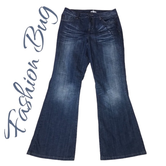 Fashion Bug Denim - Fashion Bug Embroidered Hippie Pockets Flared Blue Jeans - size 12